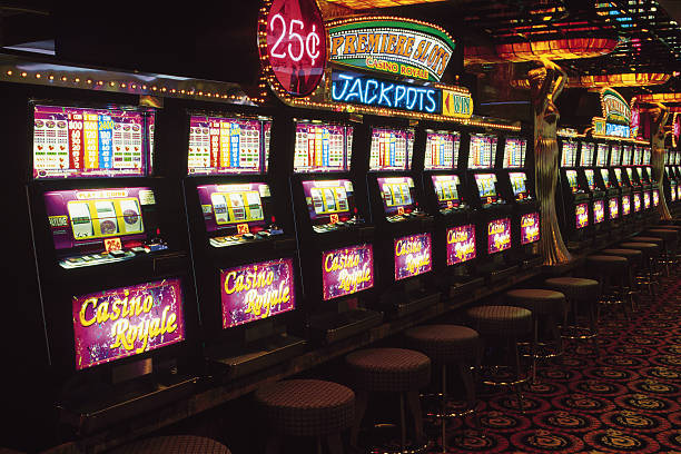 sinislot Crazy Time wheel studio with dealer and bright interactive display